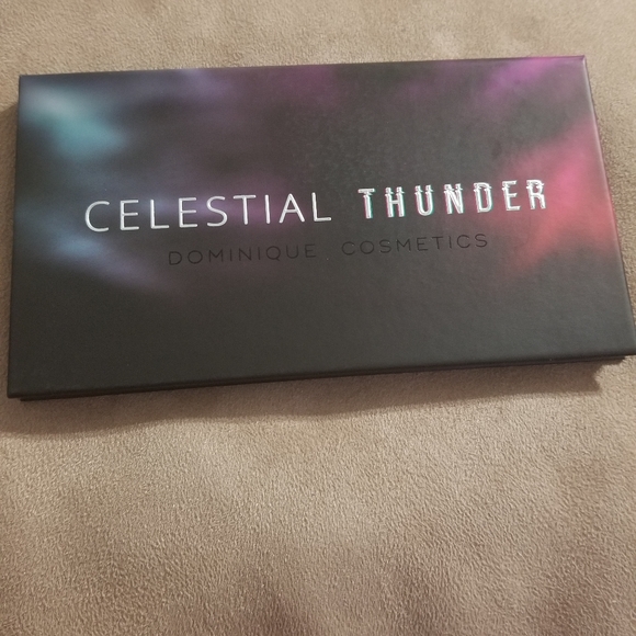 Domonique cosmetics celestial palette - Picture 6 of 6